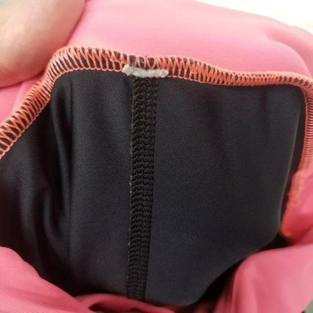 Under Armour Youth Medium Black Pink‎ Trim Yoga Pants